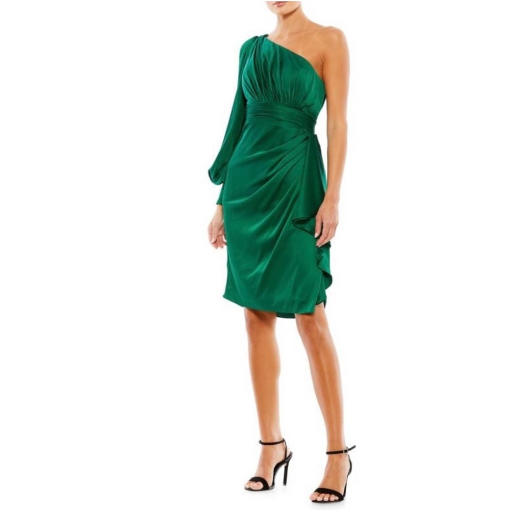 NWT Mac Duggal Satin One Sleeved Dress Emerald Green Size